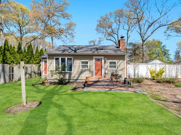 89 Gould Road, Centereach, NY 11720