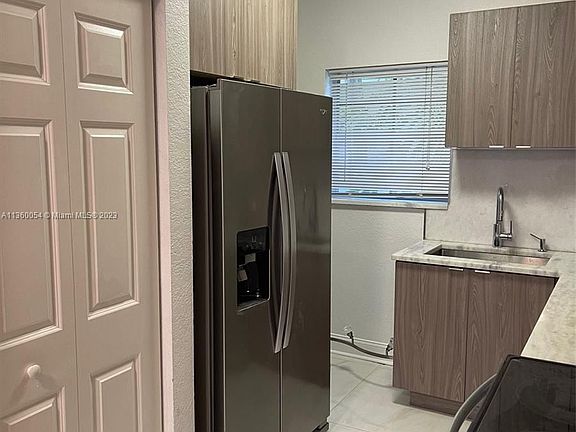 4th image of 9745 Bay Harbor Ter APT 6