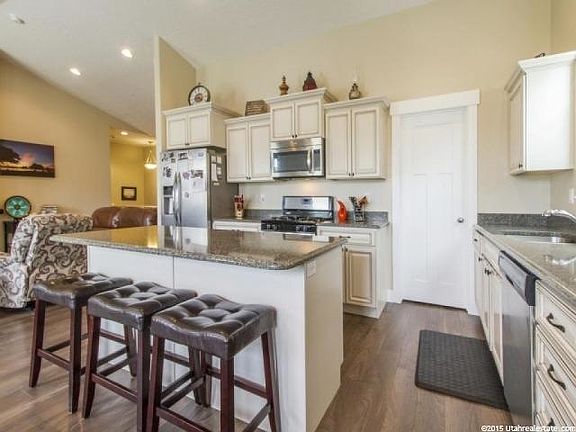 4th image of 10282 S Samuel Holt Dr