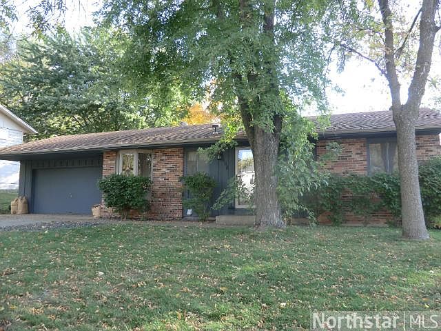 1st image of 168 Redwood Dr