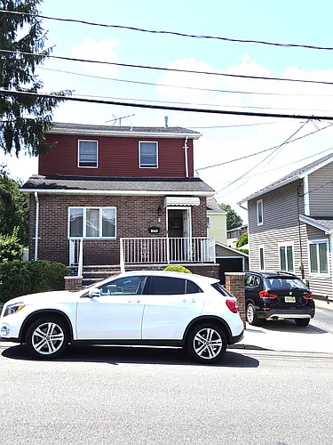 438 Columbia Ave #2 Photo 1