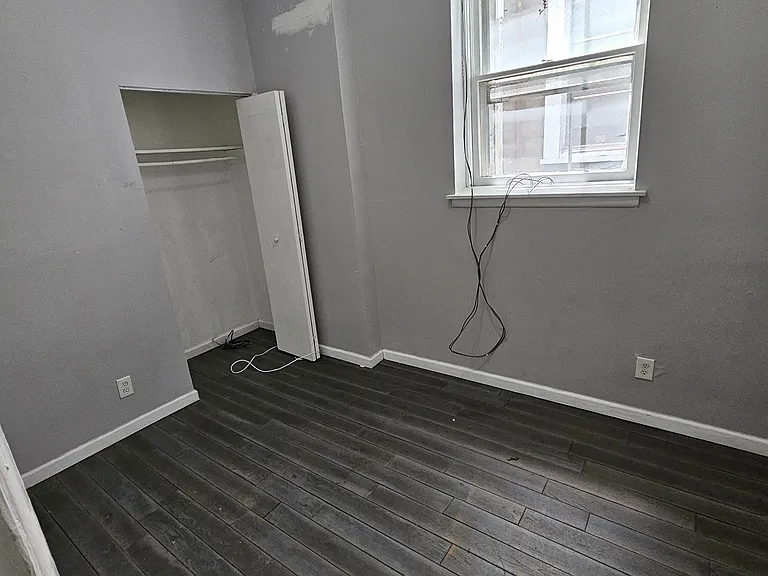 111 N Hermitage Ave #5 — Photo 9