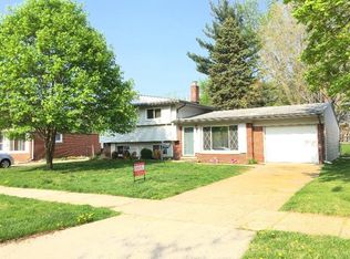 1231 Gault Dr, Ypsilanti, MI 48198