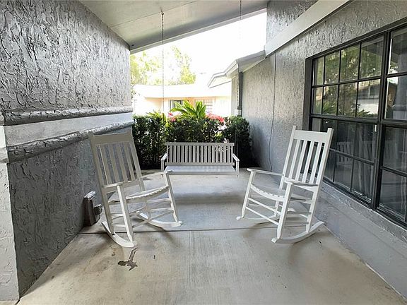 4th image of 2108 Elmwood Ct