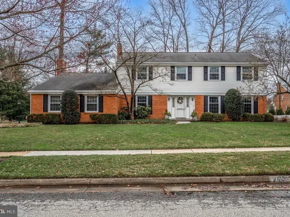 706 Bristol Rd, Wilmington, DE 19803