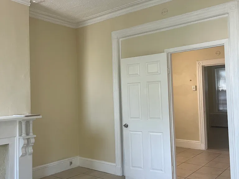 15 Irving St #2 — Photo 12