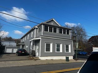 105 N Turnpike Rd, Dalton, PA 18414