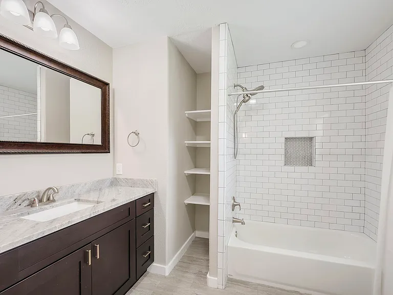 304 Dunn St — Photo 12