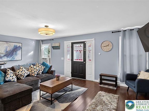 4th image of 6250 Park Pl