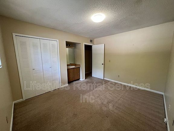 4th image of 5243 Westchase Ct #1