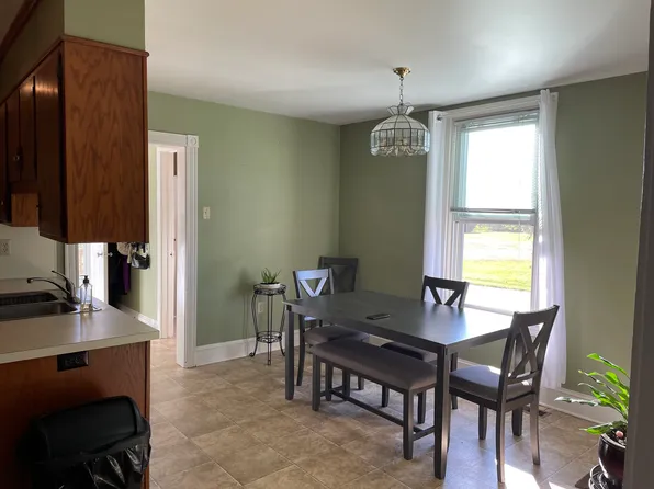 50 N Kinzer Rd #A, Kinzers, PA 17535