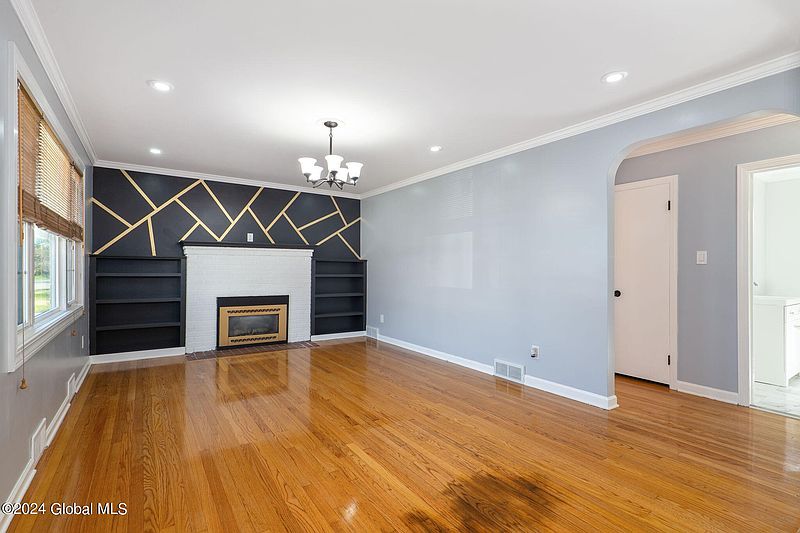 4th image of 1106 Hegeman Street