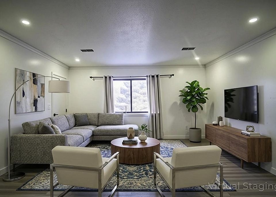 1st image of 685 Oak St #3-8