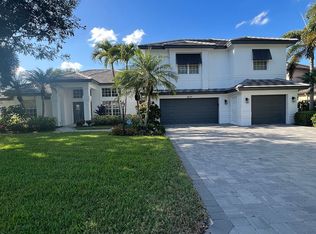 8029 Vera Cruz Way, Naples, FL 34109