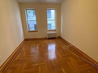 378 94th St #1R, Brooklyn, NY 11209