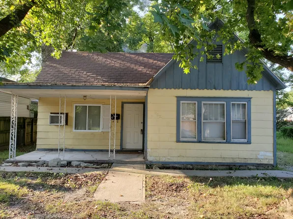 907 5th Ave NW, Miami, OK 74354