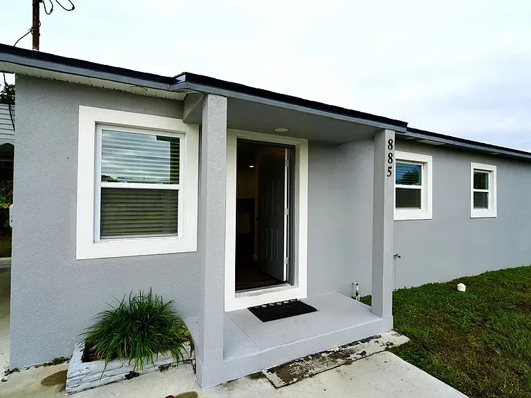 885 Ruby Ave — Photo 8
