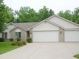 5216 Fox Mill Run, Fort Wayne, IN 46835