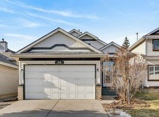 68 E Coventry Grn NE, Calgary, AB T3K 4L4