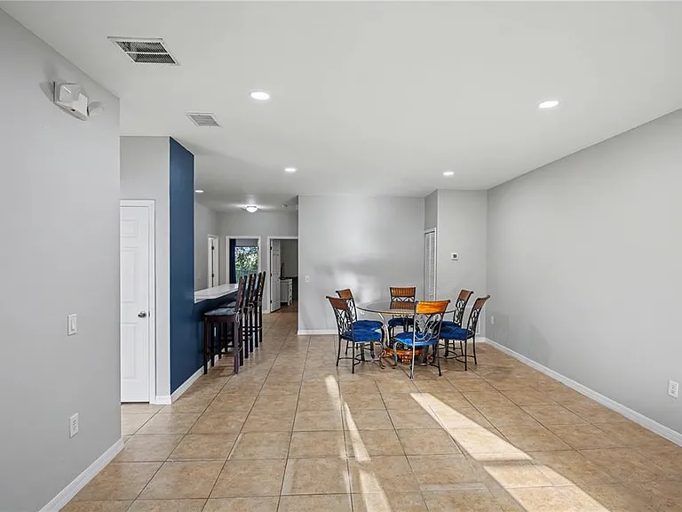 3158 Sun Lake Ct #A — Photo 9