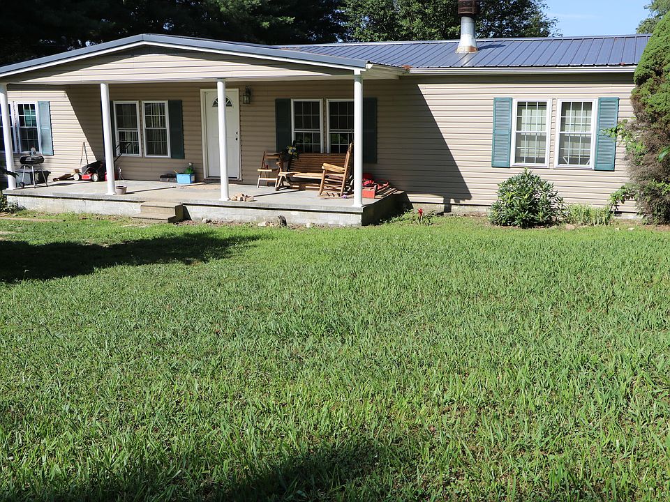 1st image of 104 Landcastle Ave