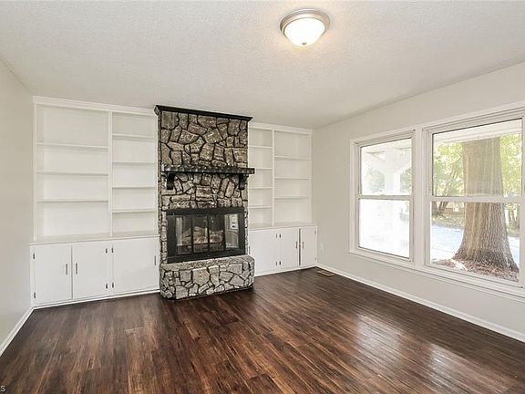 2nd image of 612 Clark Ave