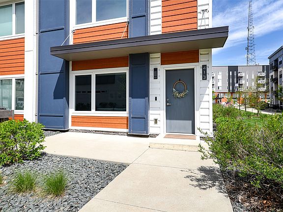 3rd image of 413 SW 12th St