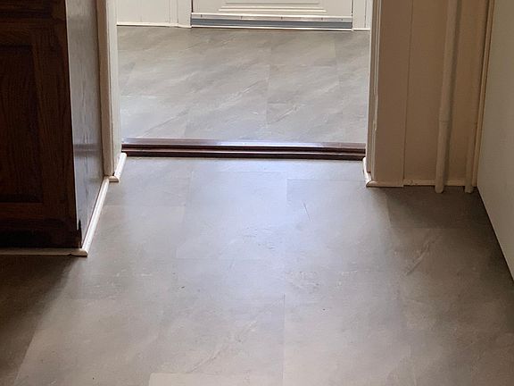 3rd image of 234 Charles St