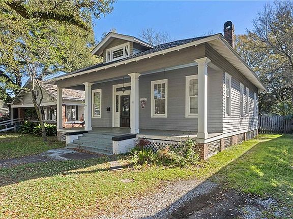 2nd image of 21 Houston St