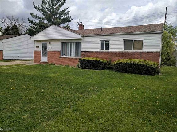 2nd image of 24280 Antoinette Ave