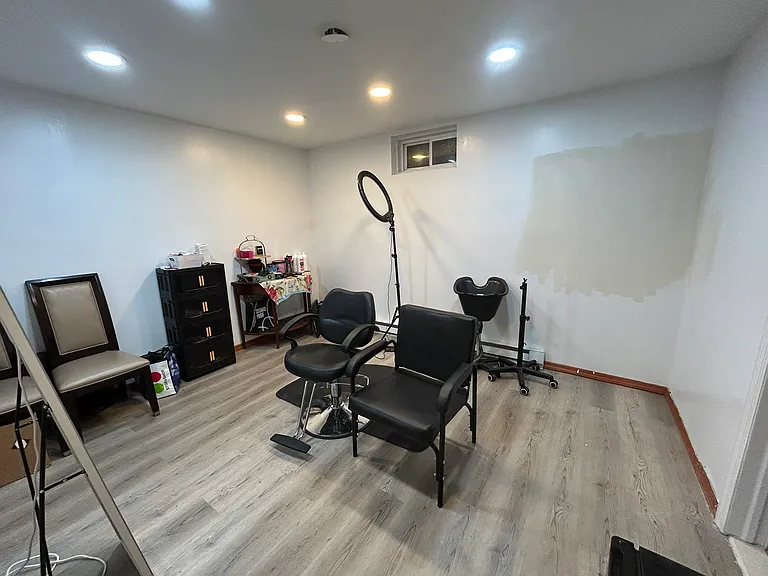 2193 Lake Dr — Photo 19