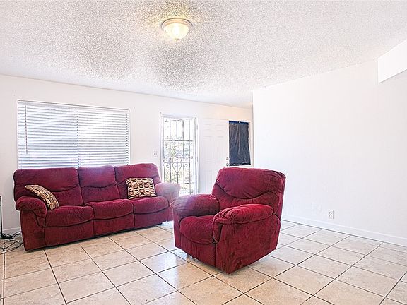 4th image of 5132 Pebble Beach Blvd