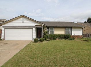467 E 143rd St S, Glenpool, OK 74033