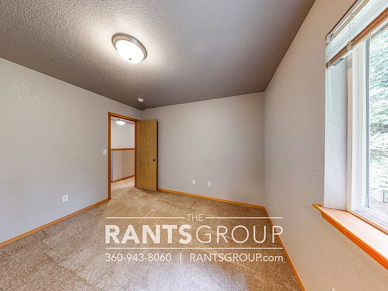 4612 Kapalea Way SE — Photo 30