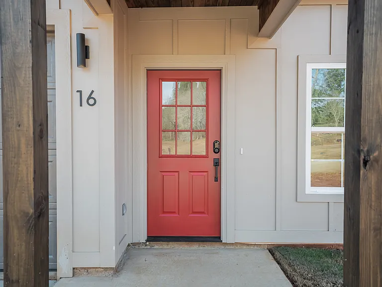 16 Deer Park Cv — Photo 2