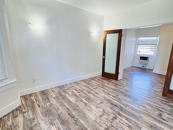 4th image of 14 Westminster Ave APT 31