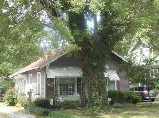 641 S Pickwick Ave, Springfield, MO 65802