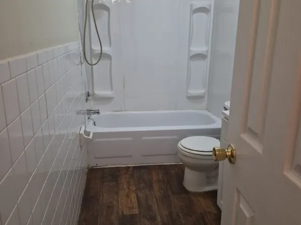 Bailey Apartments, 506 Hopwood St #11, Malden, MO 63863