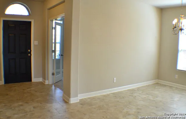 3127 Pinecone Cv — Photo 6