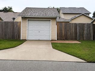 1004 Park Central Cir, Groveland, FL 34736