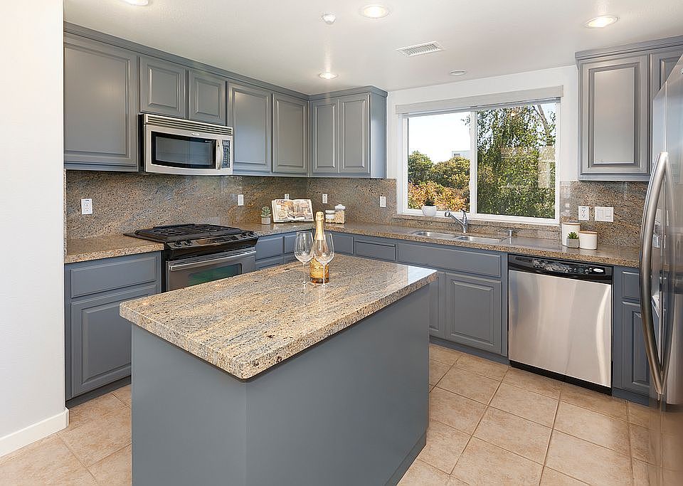 1st image of 208 Pelican Cove Ter