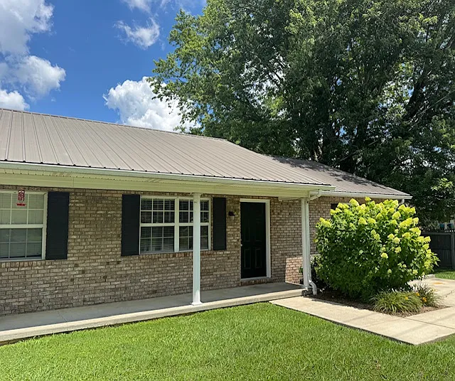 2 bed, 995 sqft, $1,095 — Photo 1