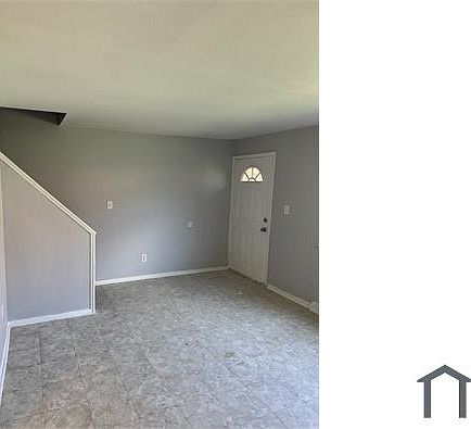 2nd image of 4957 Caroline Dr APT 9