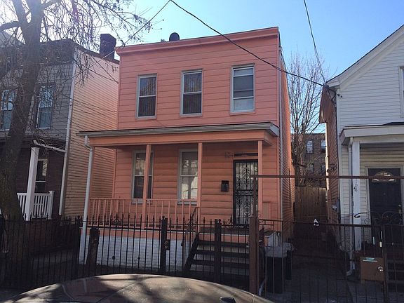2nd image of 168 Miller Ave
