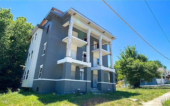 3rd image of 2305 E 37th St