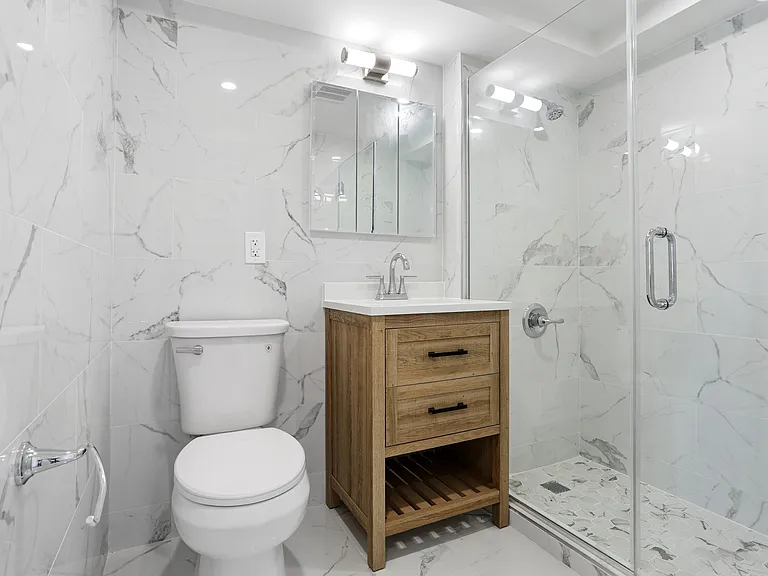 10210 Queens Blvd #401 — Photo 9