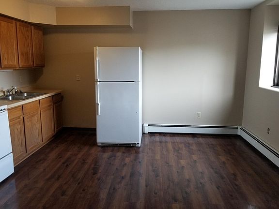 3rd image of 302 S Sophie St APT 3