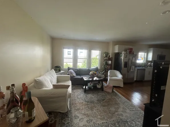 41 Matchett St #1B, Brighton, MA 02135
