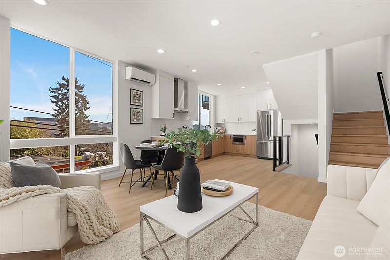 5th image of 957 N 35th Street