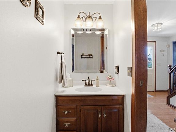 4th image of 3698 Meadowbrook Acres